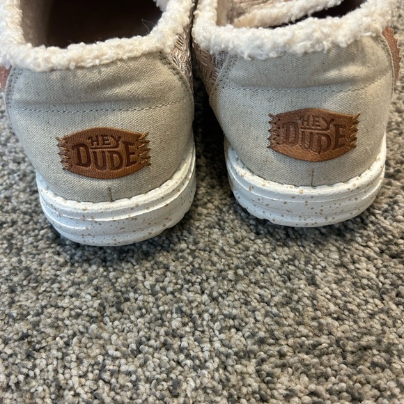 Hey Dudes, only worn once! - Picture 4 of 6